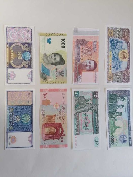 Oito notas da Ásia não circuladas