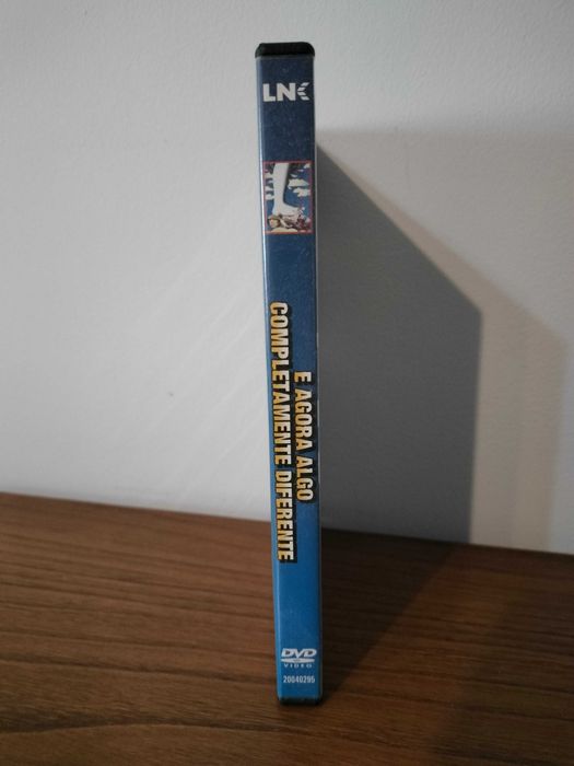 Filme DVD: Monty Python E Agora Algo Completamente Diferente64586285693314121