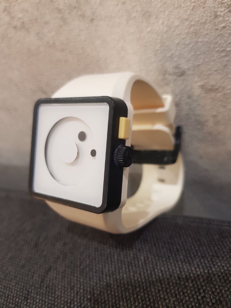Nixon newton white hot sale