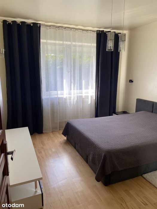 Czteropokojowe Mieszkanie Na Sprzedaz