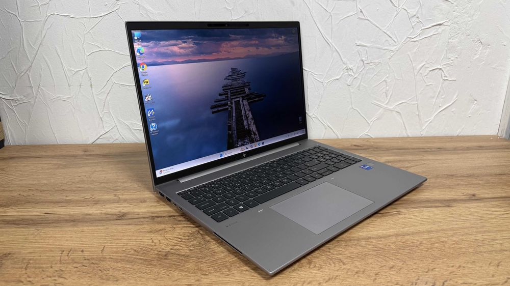 HP ZBook Firefly 16 G9 – i7-1260P, 16GB DDR5, 256GB SSD