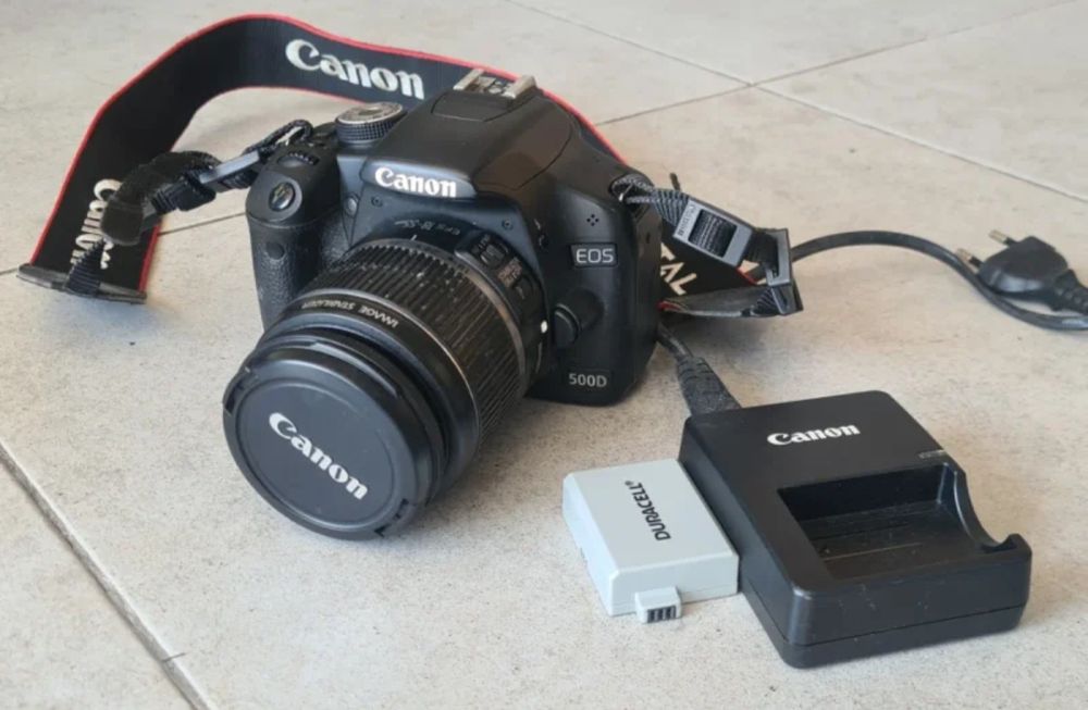 Canon EOS 500D + lente + carregador