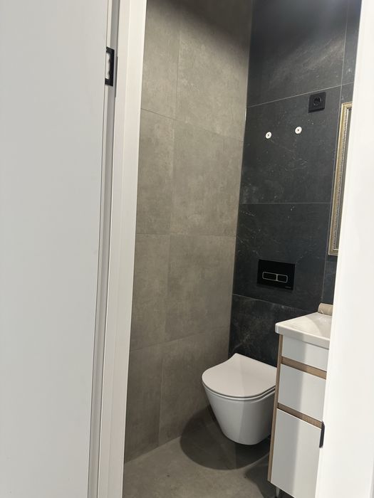 Продам комерційне приміщення центр міста вул .Л.Украінки