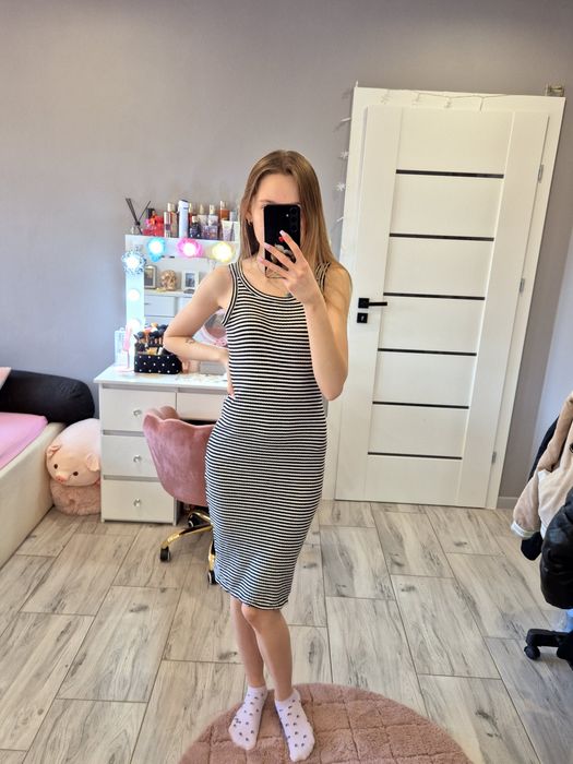 Letnia sukienka w paski