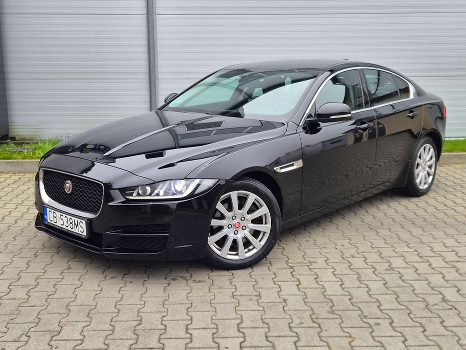 Jaguar XE