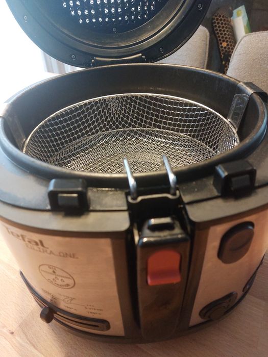 Frytkownica TEFAL Filtra One FF175D71 2.1l regulacja temperatury