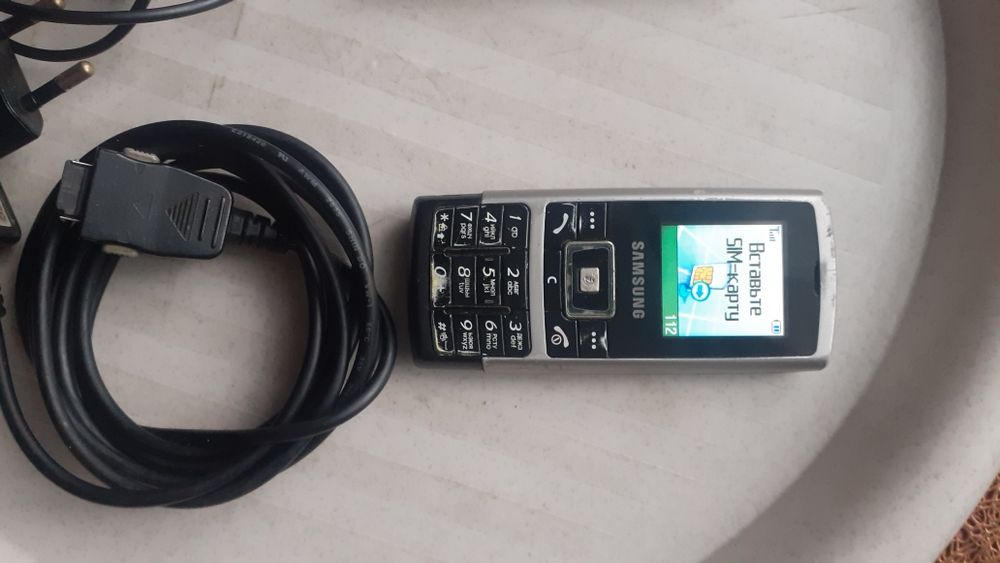 Продам кнопочные телефоны Samsung