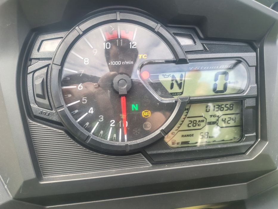 Suzuki v s strom 650 Novembro 2023