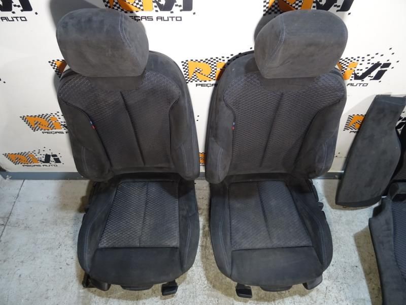 Bancos BMW Serie 1 F21 Pack M em Alcântara Com Quartelas