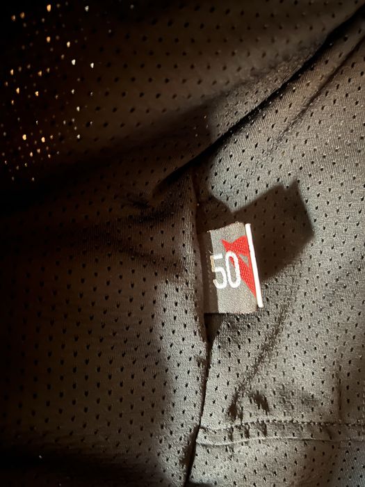 Casaco Dainese estilo retro