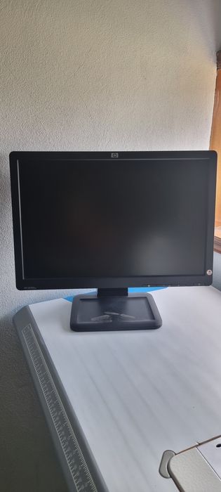 HP Monitor in Good Condition64564143975297123