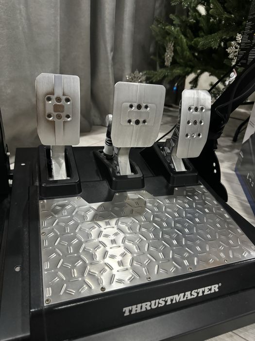 Комплект:Кермо Thrustmaster T300 Ferrari+Коробка передач+Педалі+Стійка
