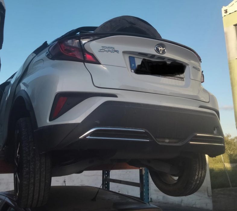 Toyota C-Hr 2.0 Hybrid De 2020 Disponível Para Peças