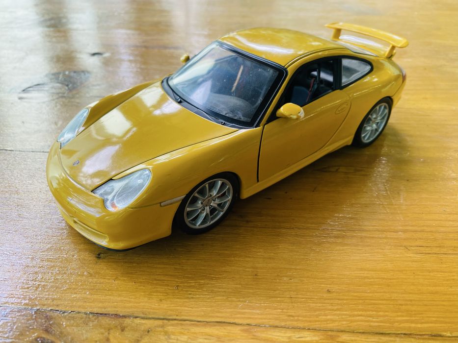 Porsche GT3 (Hot Wheels) 1:18