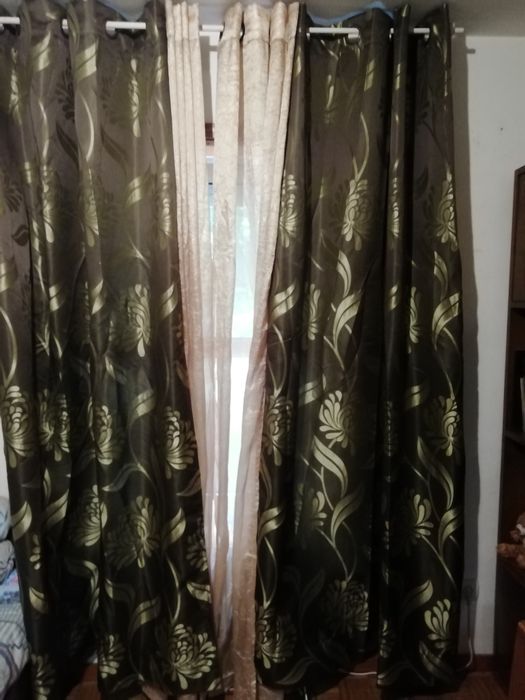 Cortinas em tecido opaco