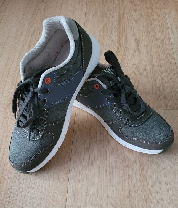 Buty chłopięce 39