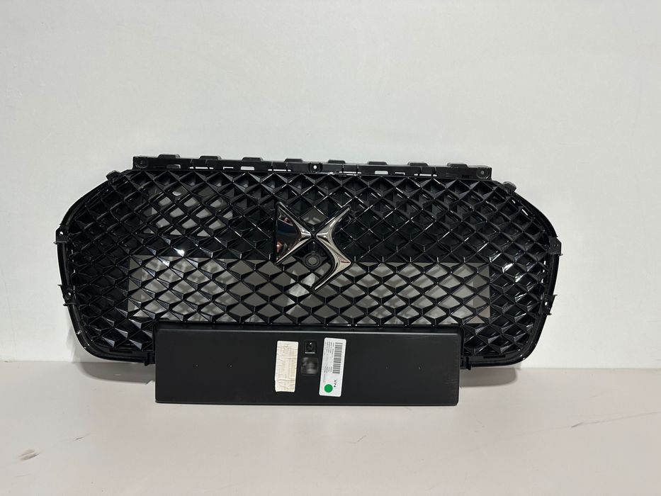 DS 7 Grill Kamera Atrapa