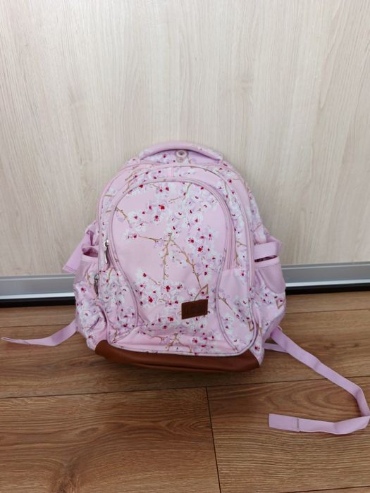 Plecak szkolny dziewczęcy St.Right Różowy kwiatki