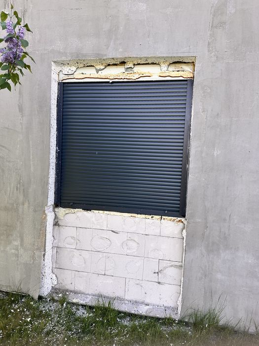 Okno veka z roleta 150/140