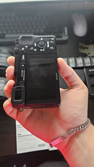 TOP Sony A6000 + com Lentes Sigma 18-50mm f/2.8 + Sigma 56mm f/1.4