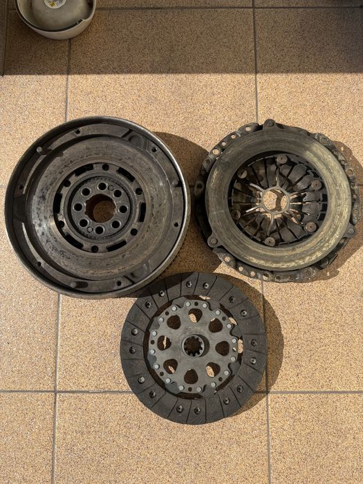 Kompletne Sprzęgło z dwumasą do bmw  e46/e39 m52 228