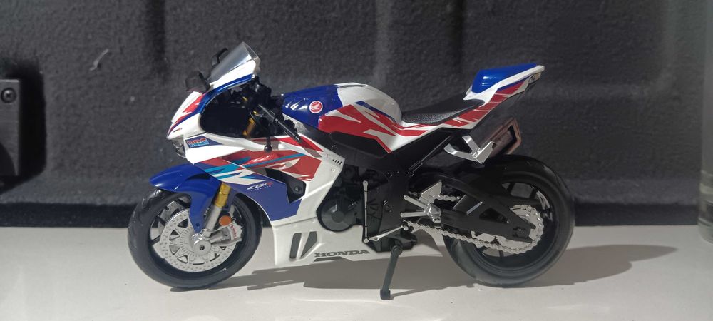 Honda Cbr 1000 rr-r