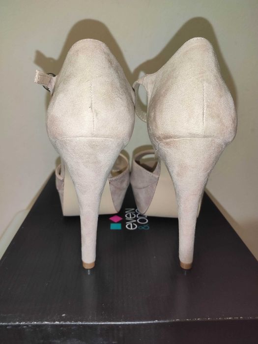 Buty Even&Odd Sandały na obcasie r.39