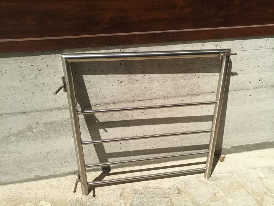 Portão em aço inox