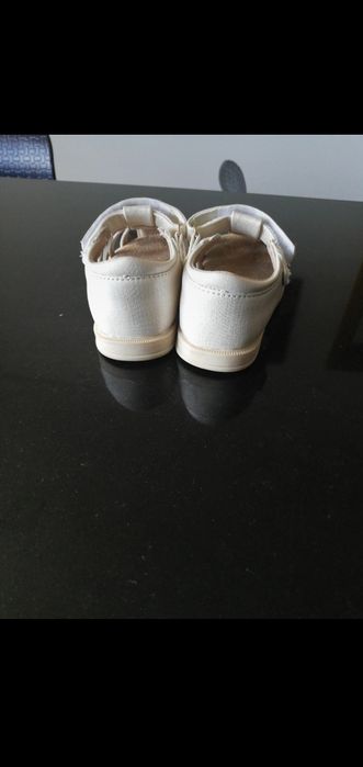 Sandálias tamanho 22