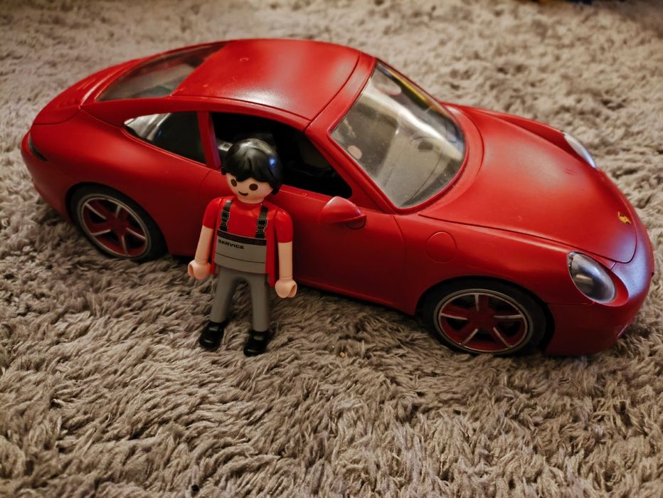 Porshe Playmobil em ótimo estado com 2 bonecos
