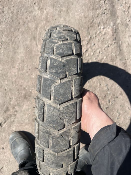 Продам ризину 110/90/17