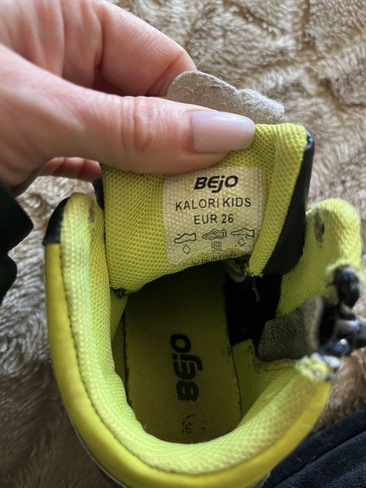 Продам детская обувь