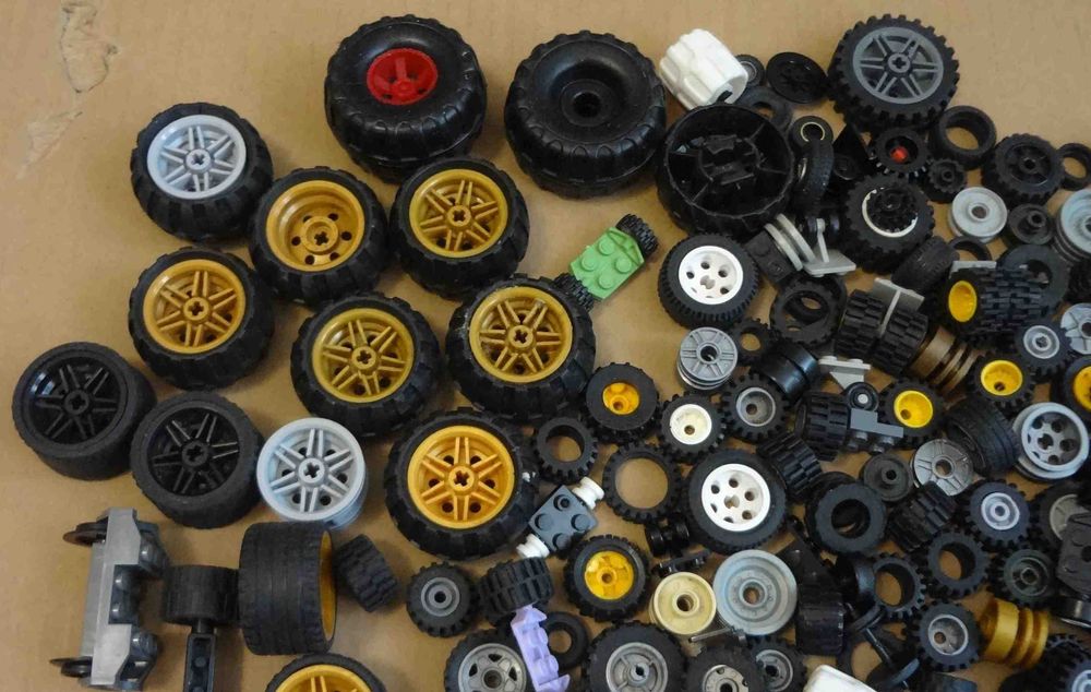 Колеса и резина к конструктору Лего, от 5грн, много