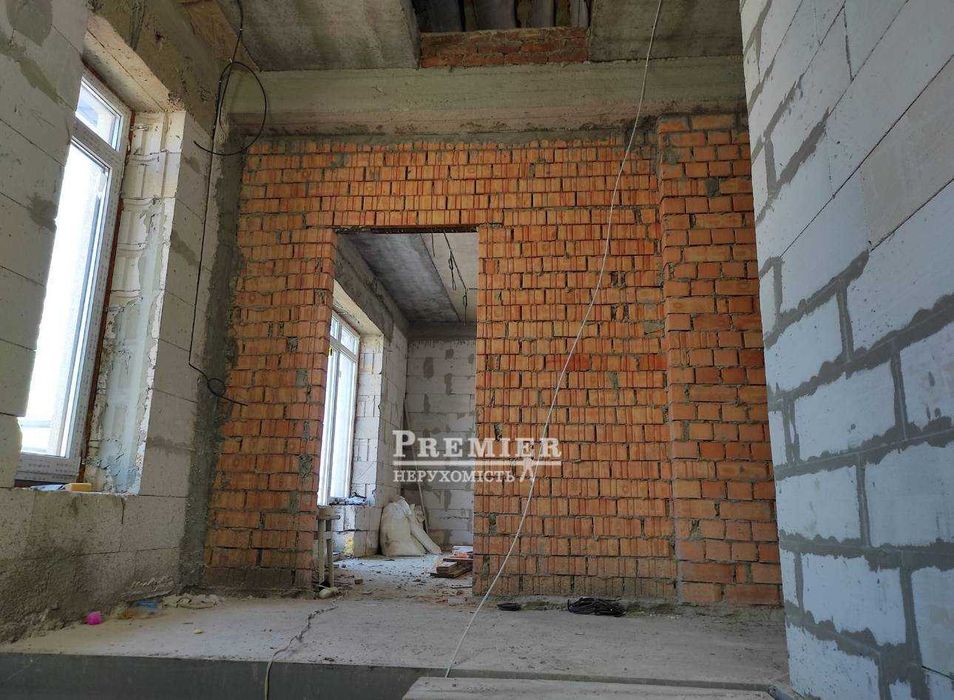 Дом. 230 м2. 6.3 сотки. 5 минут от города. Современный район