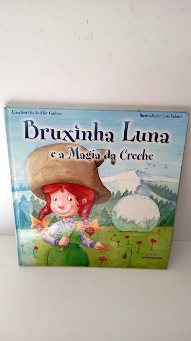 Bruxinha Luna e a Magia da Creche