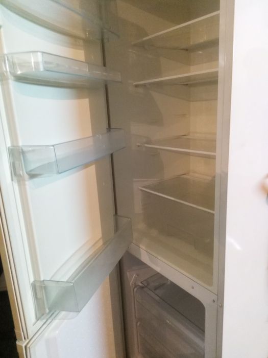 Двокамерний Холодильник BOSCH