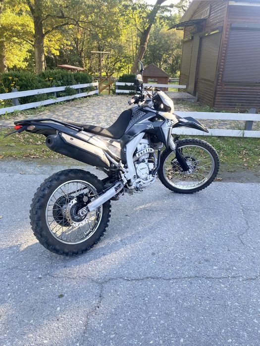 В продажі Loncin lx300