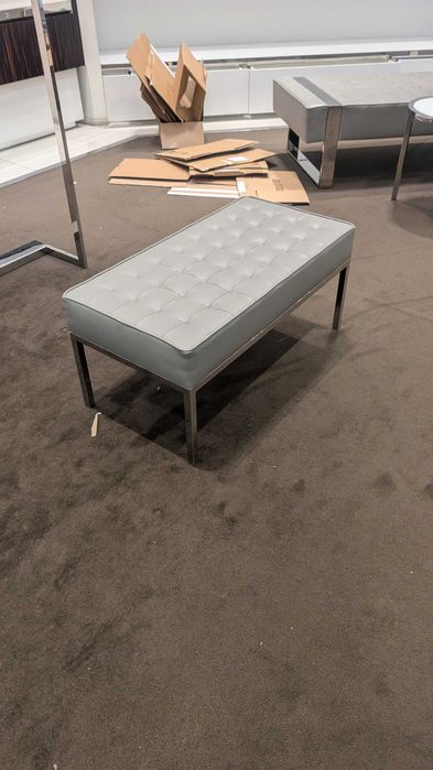 Banco / Pufe Design Clássico (Estilo Knoll) - Inox Polido - Imaculado (2 Unid. Disponíveis)