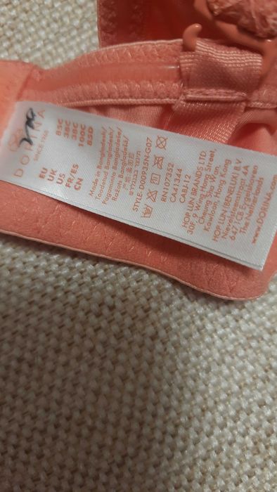 Бюстгалтер с двумя видами брителек Dorina