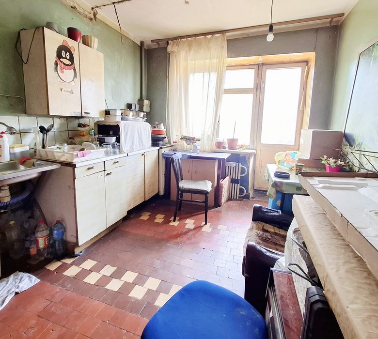 Продам комнату 6\ 9 по  ул.Исторической!