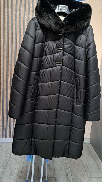 Пальто тепле жіноче