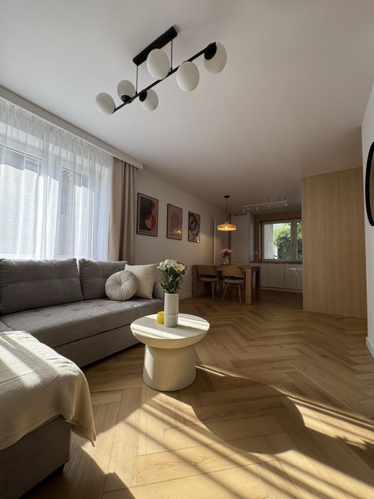 Mieszkanie na sprzedaż Bielsko-Biała CENTRUM 48m2 wysoki standard • parter • wyposażenie • gotowe do zamieszkania