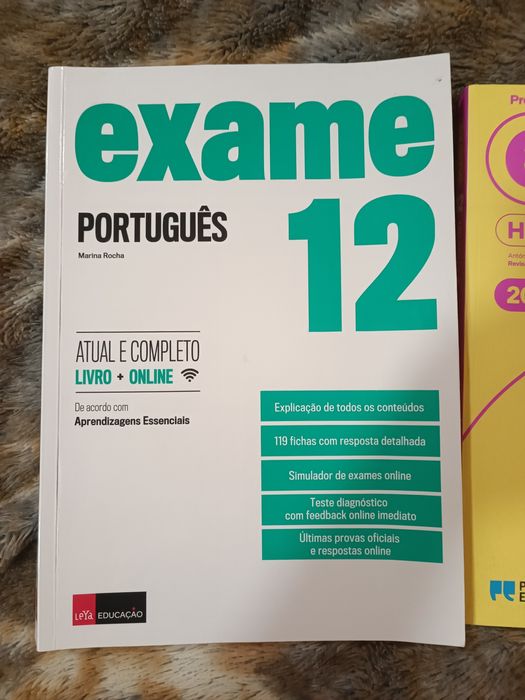 Manuais de preparação para exames 12°