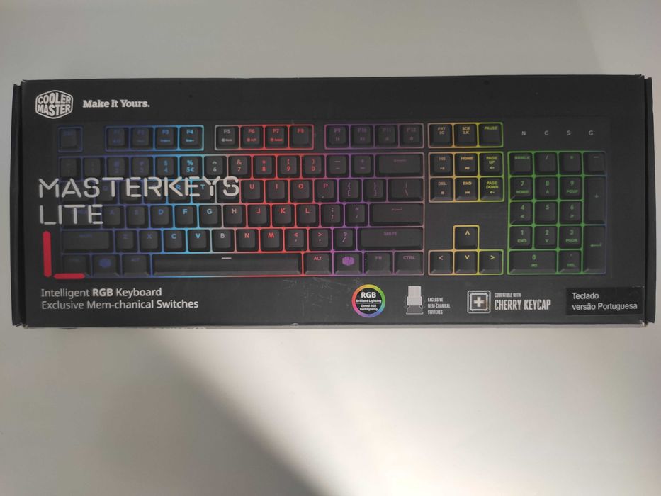 Teclado Mecânico Gaming RGB CoolerMaster Masterkeys Lite L