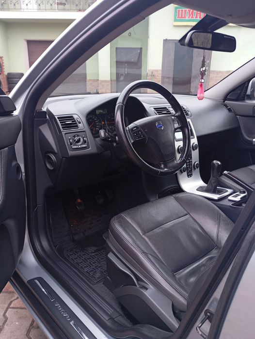 Продається авто  VOLVO V50