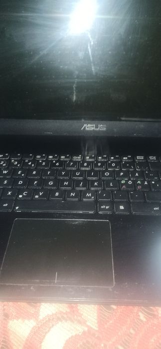 Laptop Asus 4 ramy