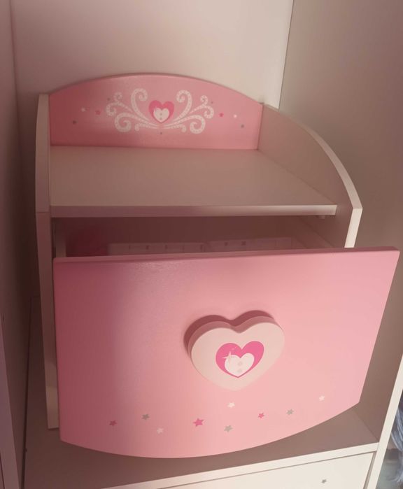 Mobília: Quarto Rosa