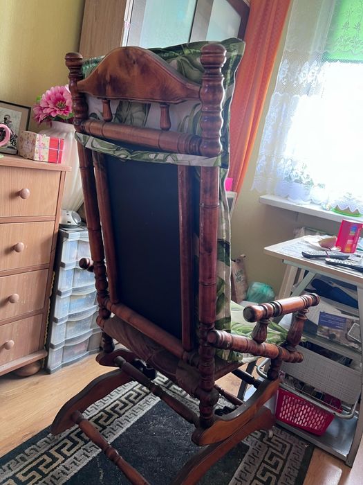 Antyczny zabytkowy fotel bujany