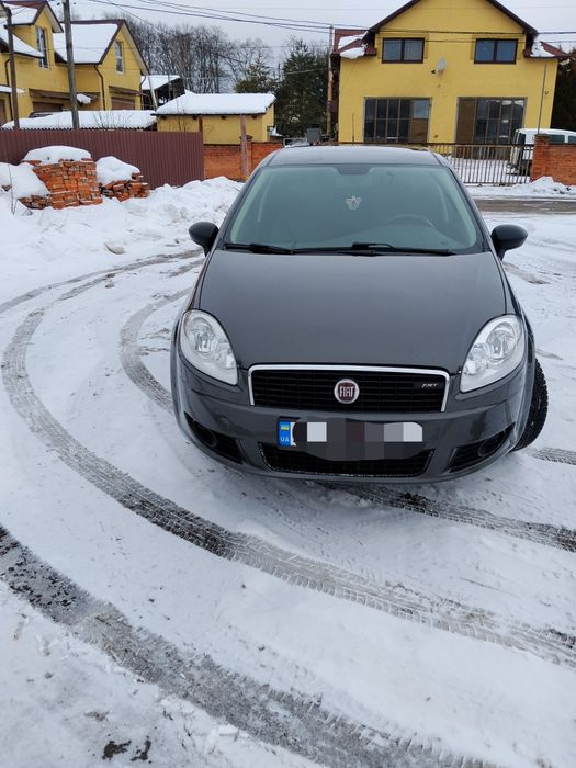 Продам авто Fiat Lineo