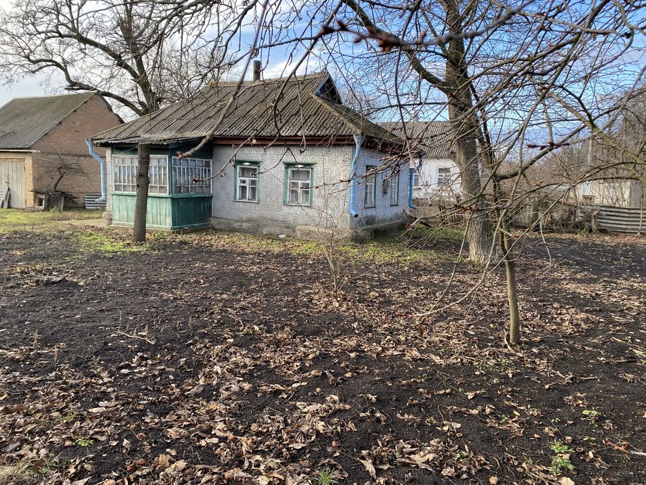 Продам будинок в центрі міста